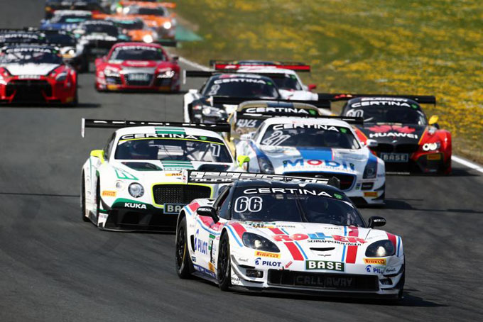 Jeroen Bleekemolen en Luca Stolz bezorgen Bentley eerste zege in ADAC GT Masters + UITSLAG